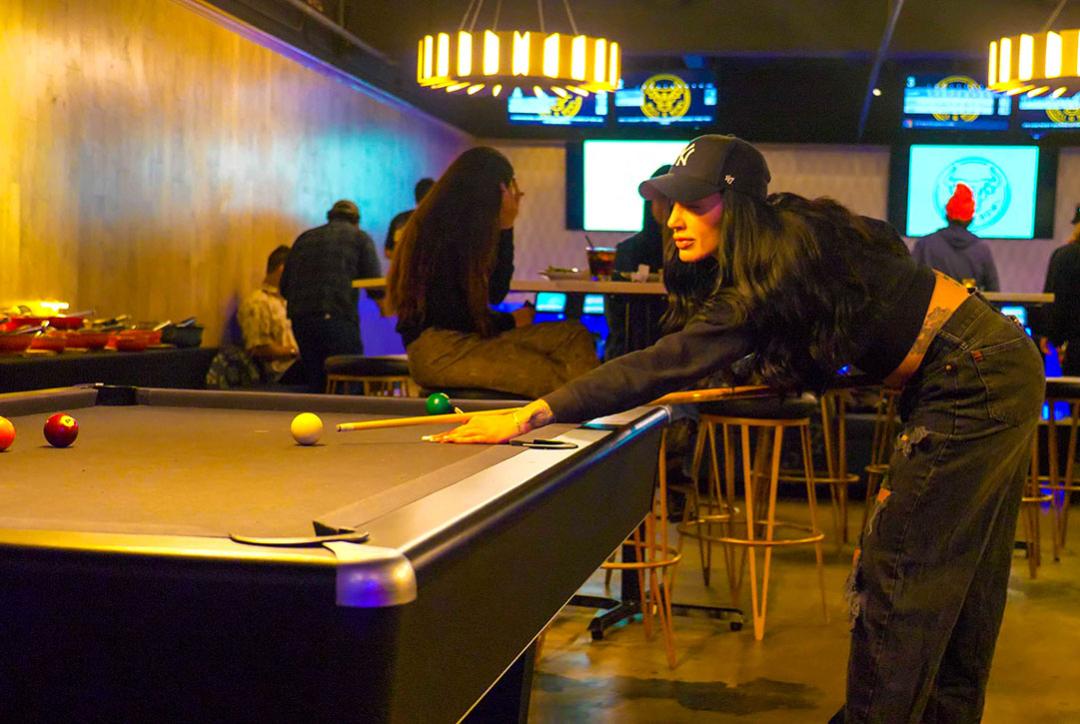 pool player